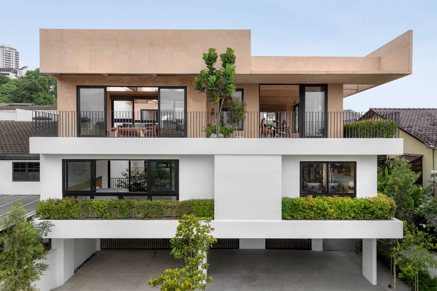Armoua House — image 01