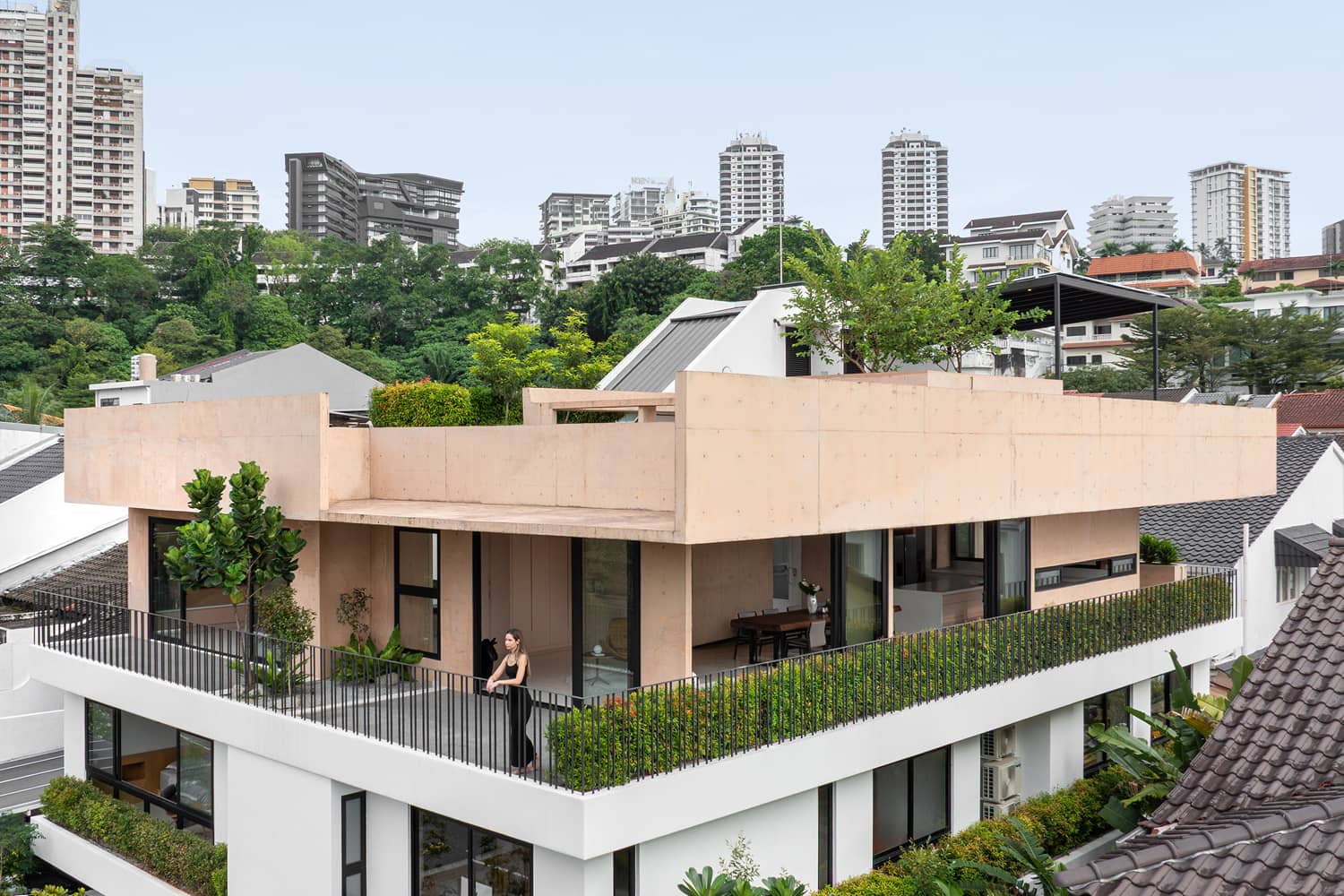 Armoua House — image 02