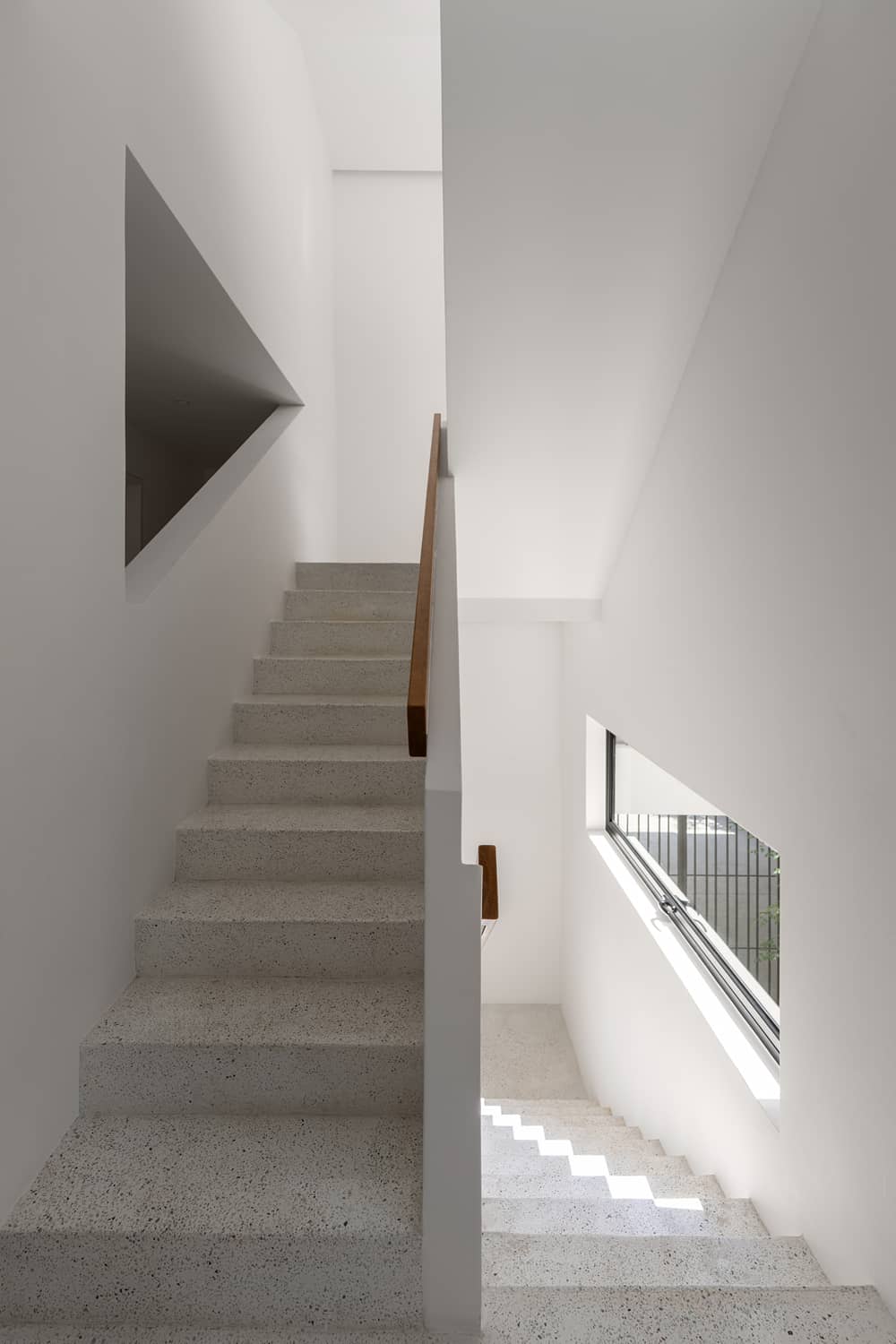 Armoua House — image 07