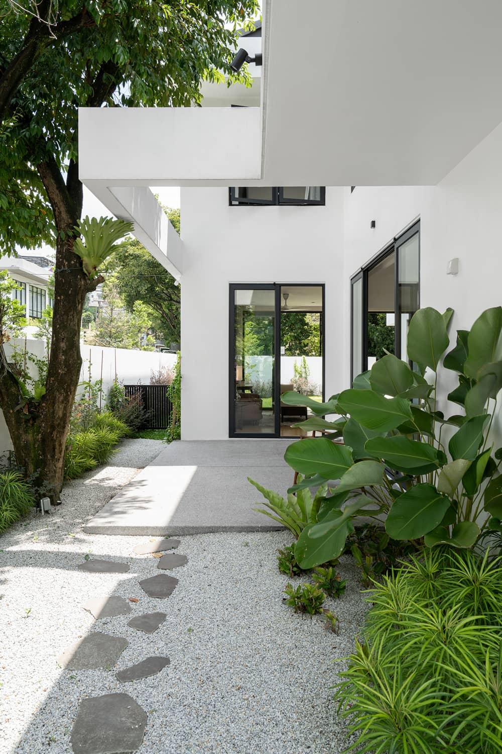 Eschi House — image 14