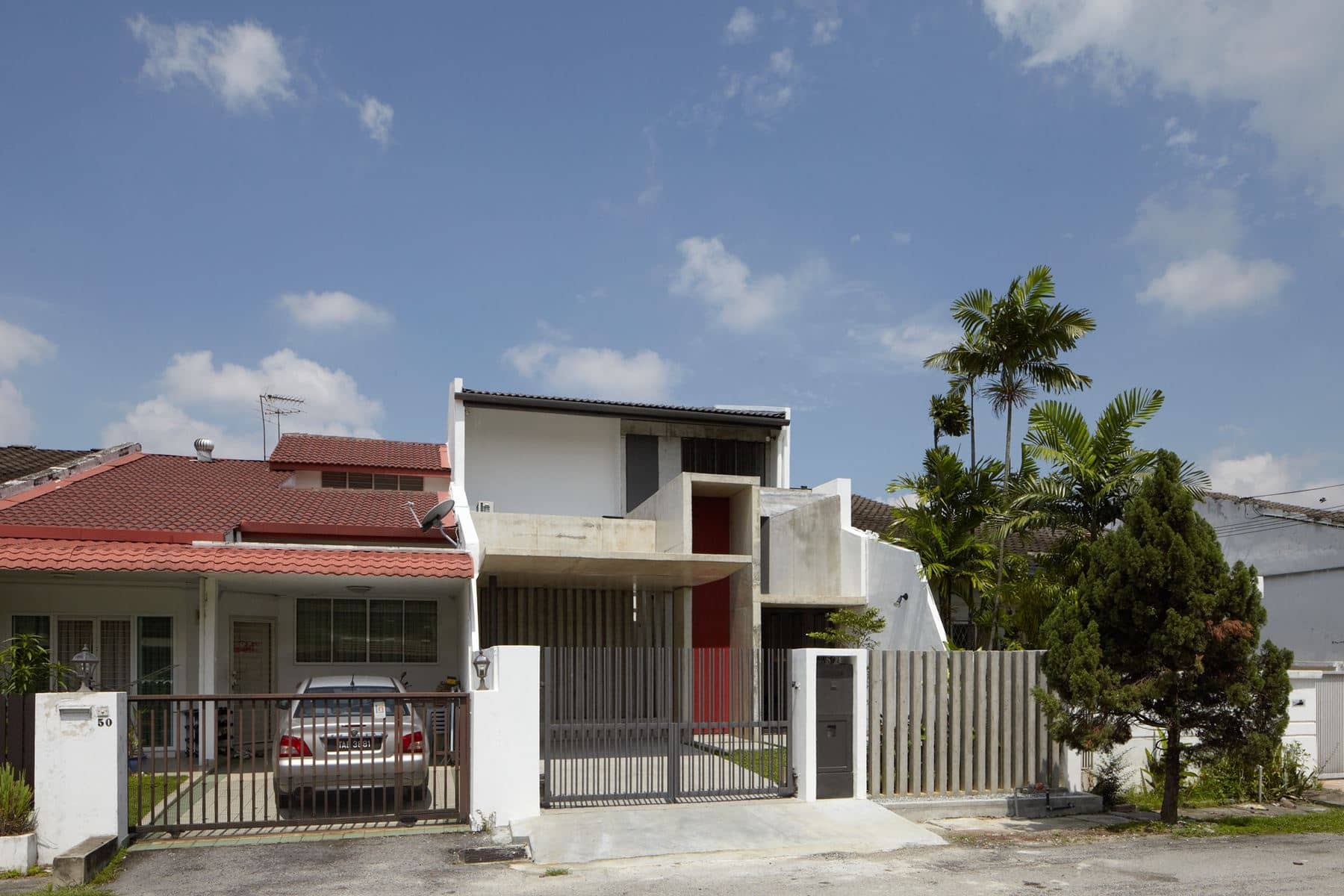 Le Mon House — image 01