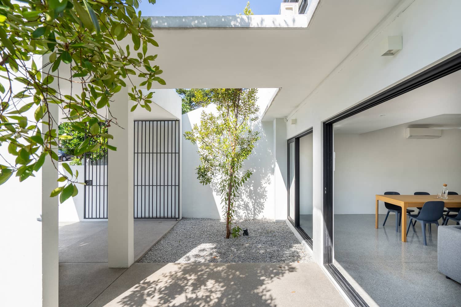 Ottiqa House — image 04