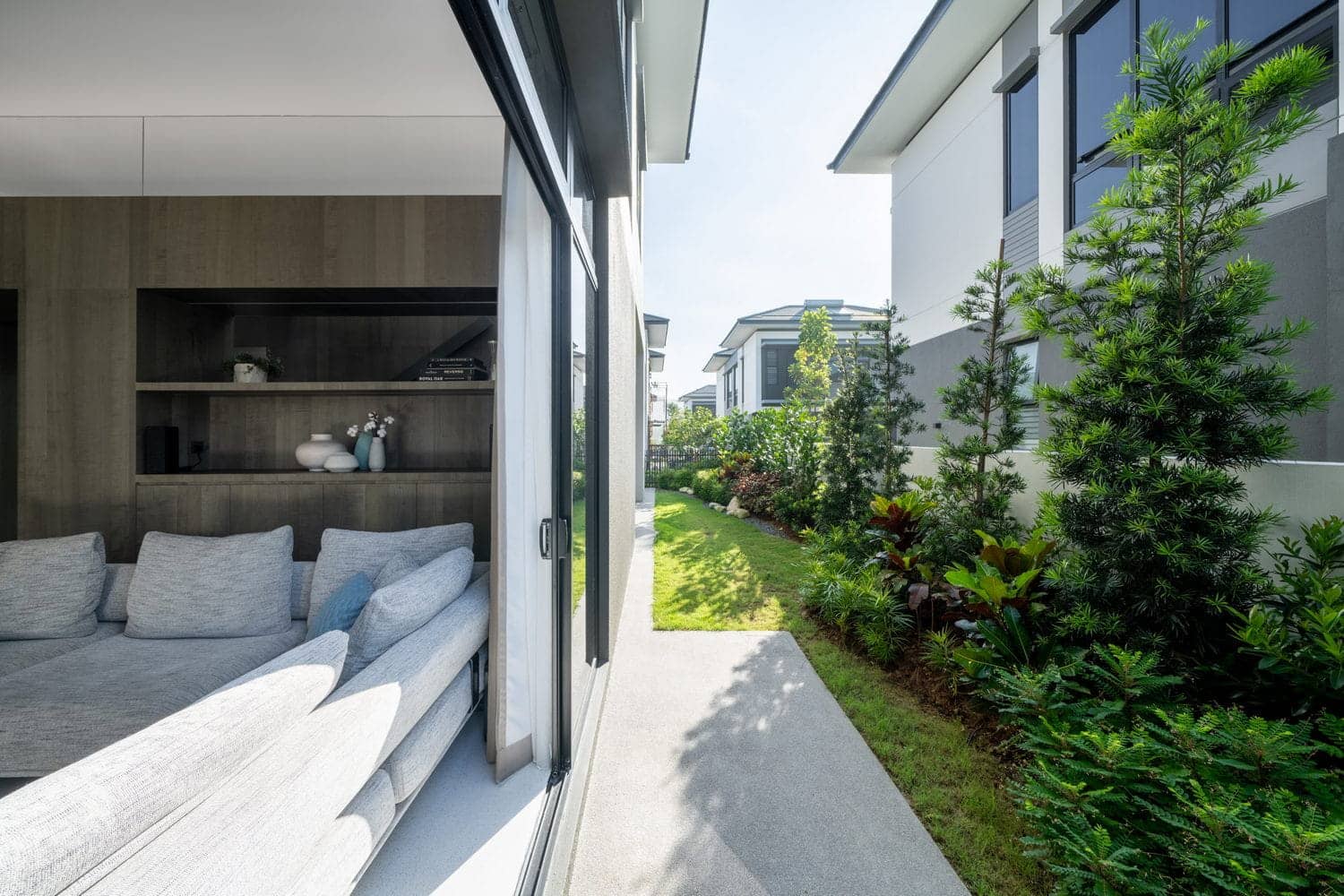 Valdi House — image 01