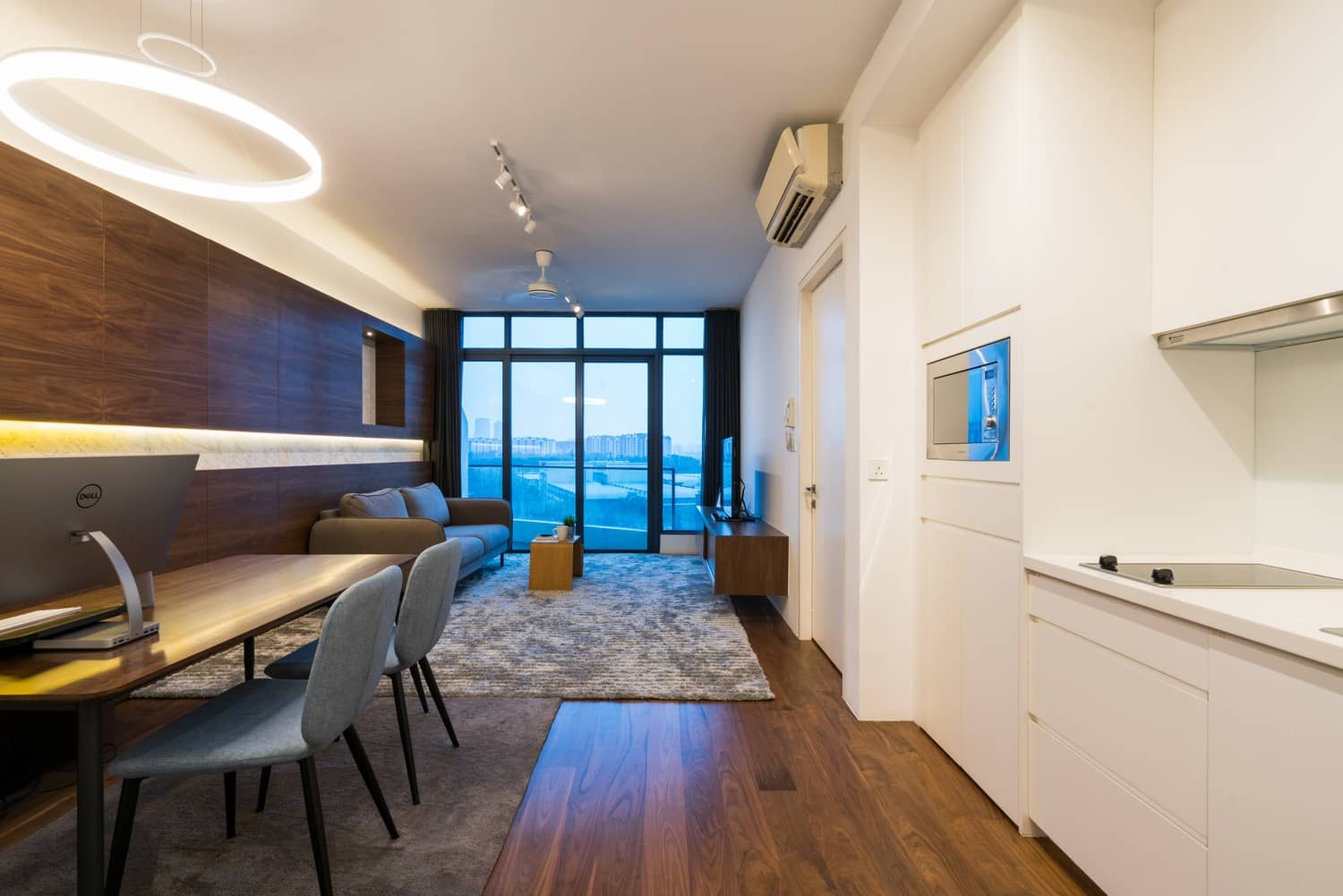 Distic Apartment — image 06