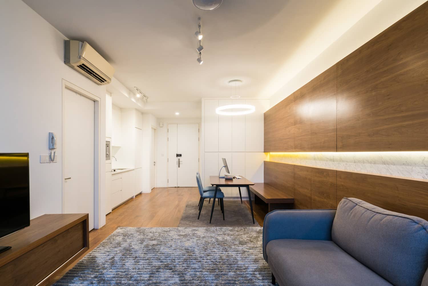 Distic Apartment — image 08