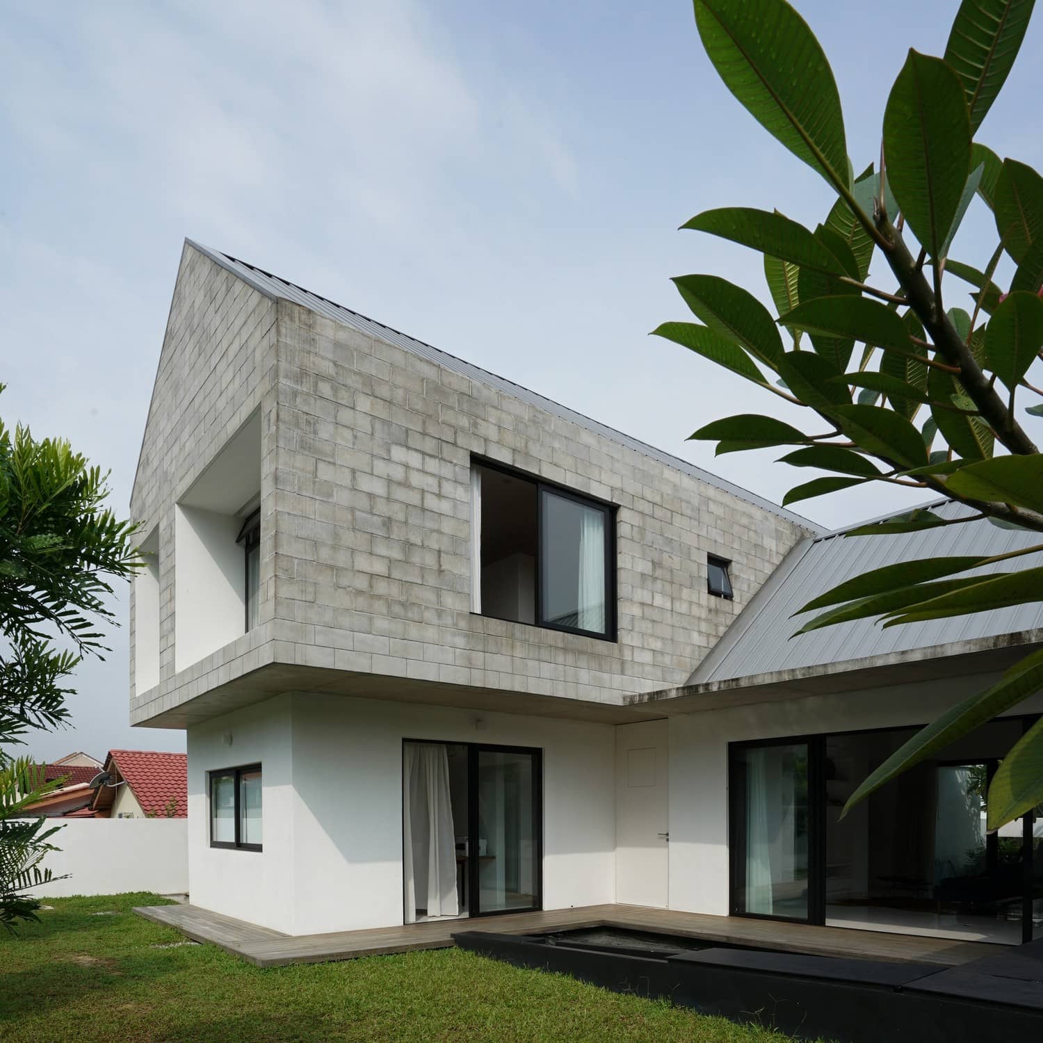 Knikno House — image 08