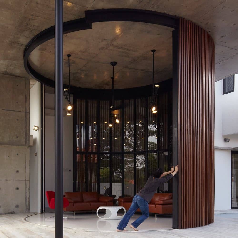 Voila House — image 08